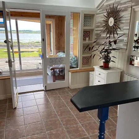 Attractive Cosy One Bedroom Ocean View On Bay Appartement